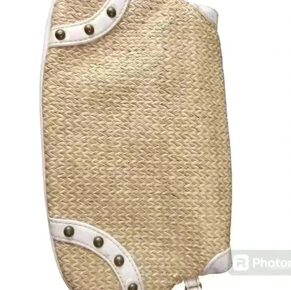 Limited edition floral wristlet - Picture 2 of 5